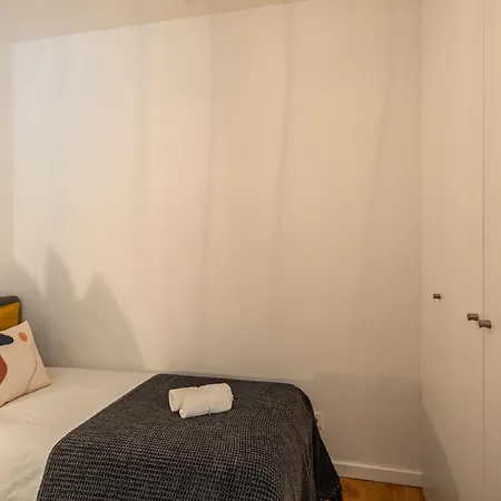 Apartament Akicity Praca De Espanha Central *